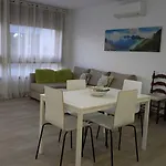 Apartament Tropicana-30m De La Playa Con Parking Y A/c *