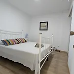 Tropicana-30m De La Playa Con Parking Y A/c Apartament