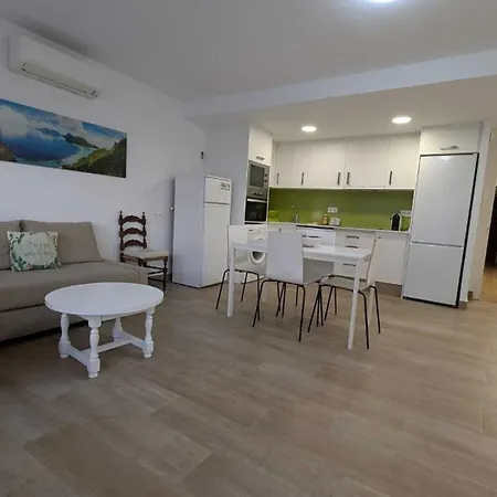 Tropicana-30m De La Playa Con Parking Y A/c