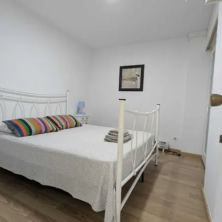 Apartment Tropicana-30m De La Playa Con Parking Y A/c