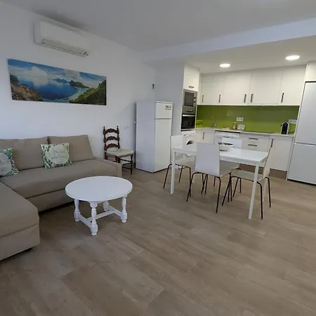 Apartment Tropicana-30m De La Playa Con Parking Y A/c Tossa de Mar