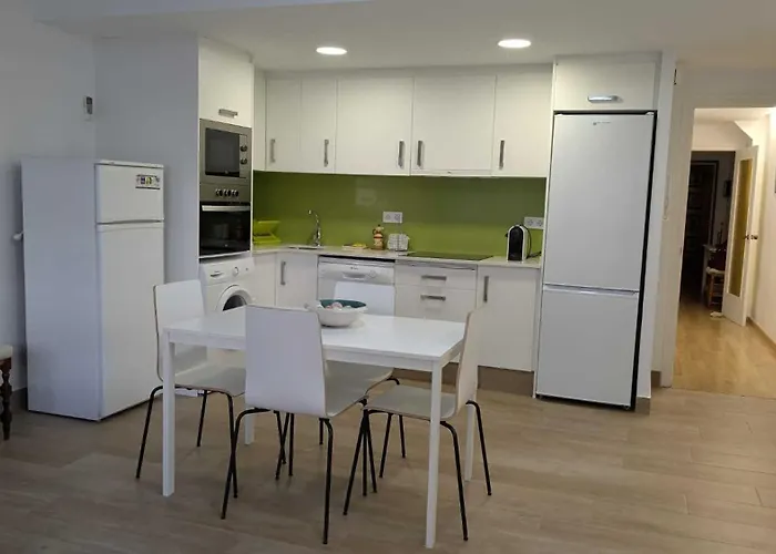 Tropicana-30m De La Playa Con Parking Y A/c