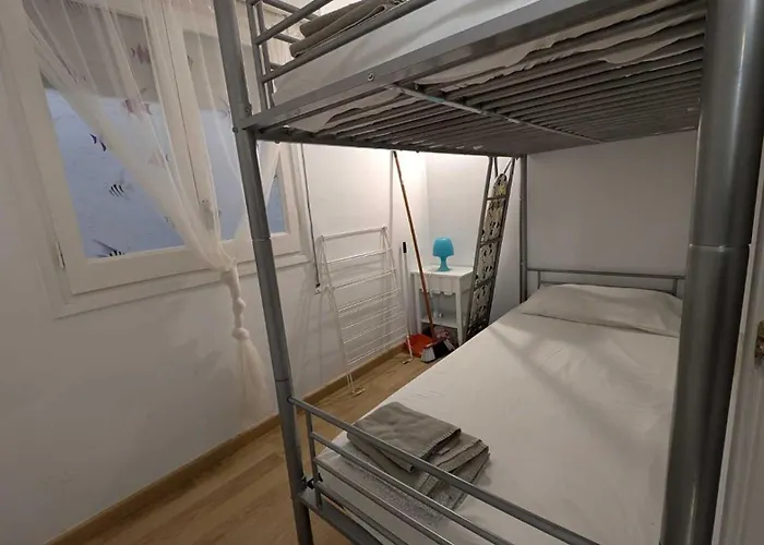 Tropicana-30m De La Playa Con Parking Y A/c Appartement