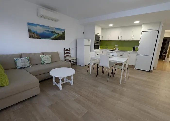 Apartment Tropicana-30m De La Playa Con Parking Y A/c Tossa de Mar